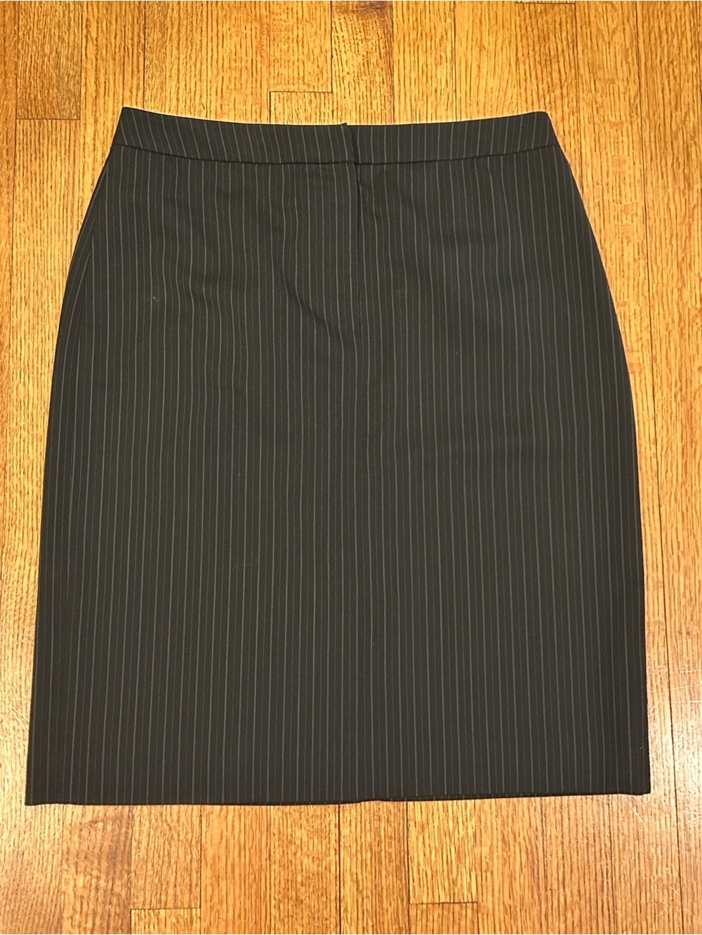 Brooks Brothers Black Pinstripe Pencil Skirt Size 10